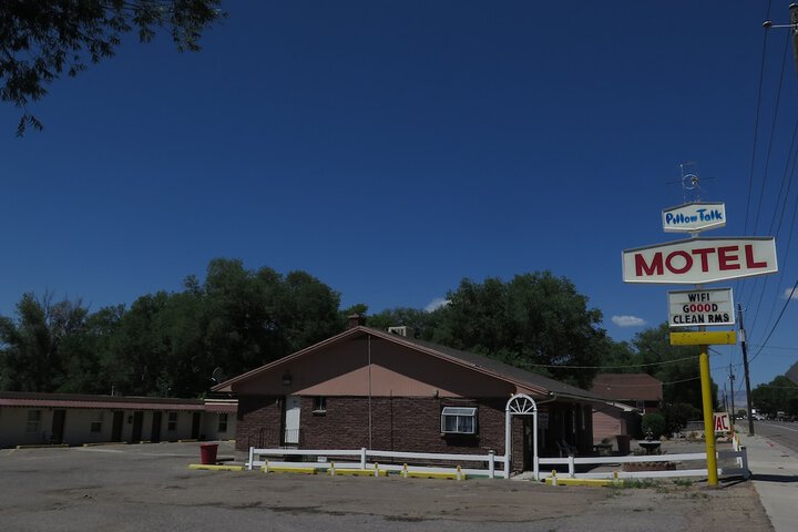 Pillow Talk Motel