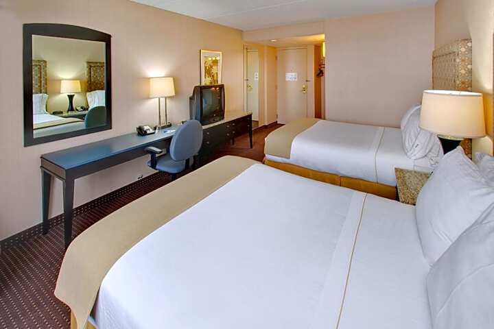 Holiday Inn Express Chicago-Palatine