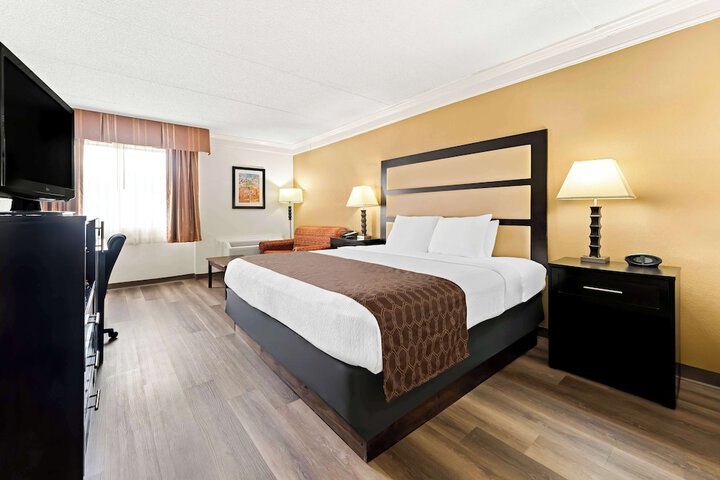 Best Western Riverside Inn