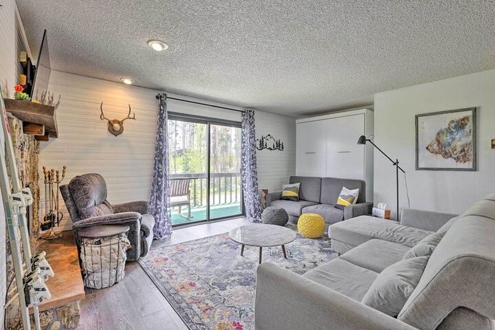 Grand Lake Condo w / Mountain Views: Walk to Lake!