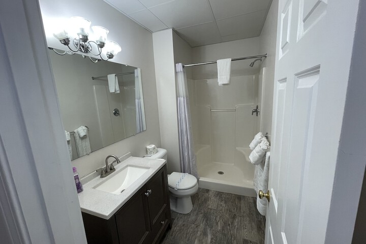Room 43 of 65