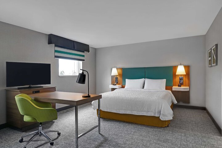 Hampton Inn & Suites by Hilton Belleville