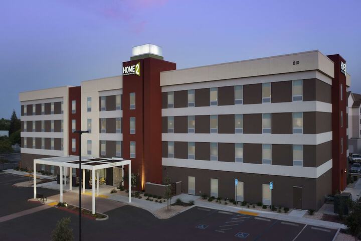Home2 Suites by Hilton Clovis Fresno Airport