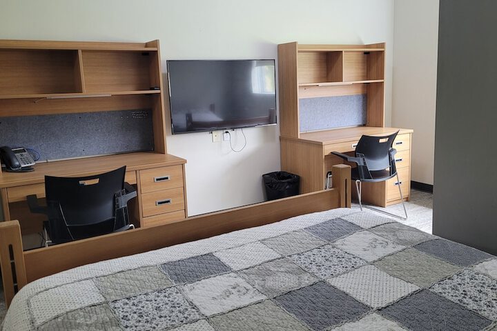 Residence & Conference Centre-Brockville