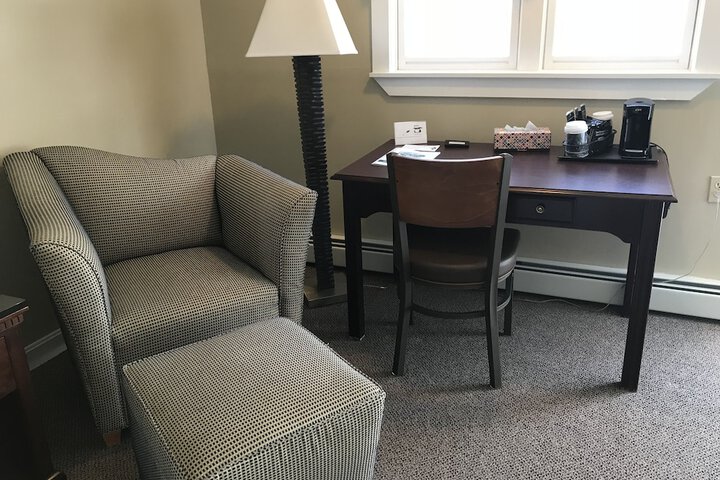 Room 21 of 105