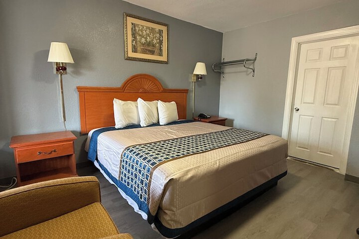 Budget Inn Magnolia