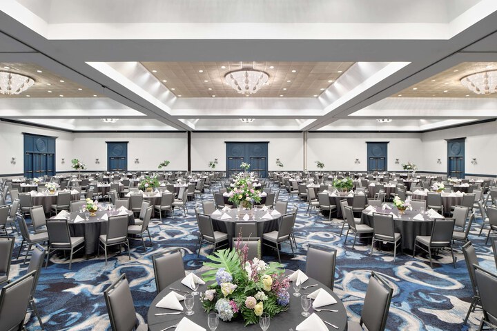 Embassy Suites by Hilton Myrtle Beach Oceanfront Resort