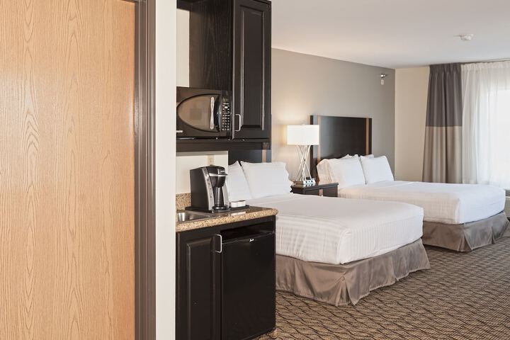 Holiday Inn Express Hotel & Suites Chanhassen by IHG