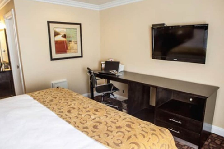Room 19 of 31