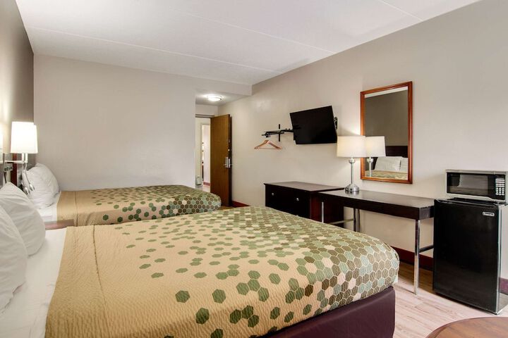 Econo Lodge Cadillac