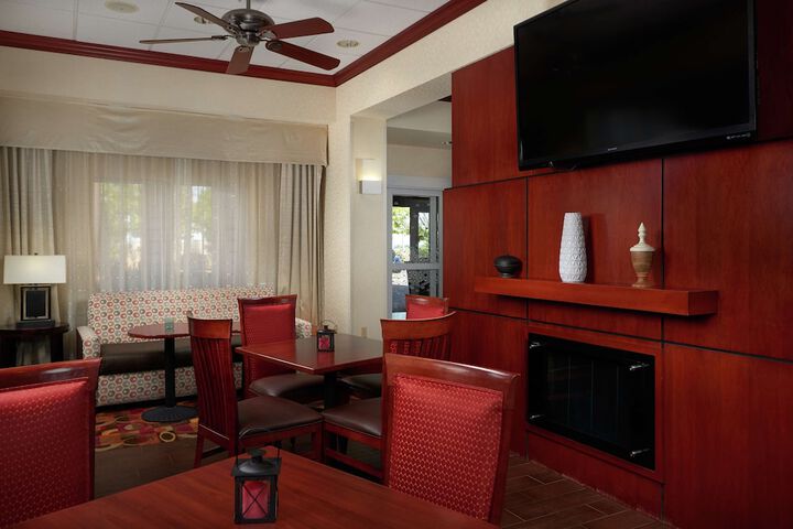 Hotel Interior 9 of 33
