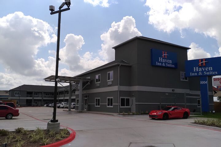 Hotel 4 of 47