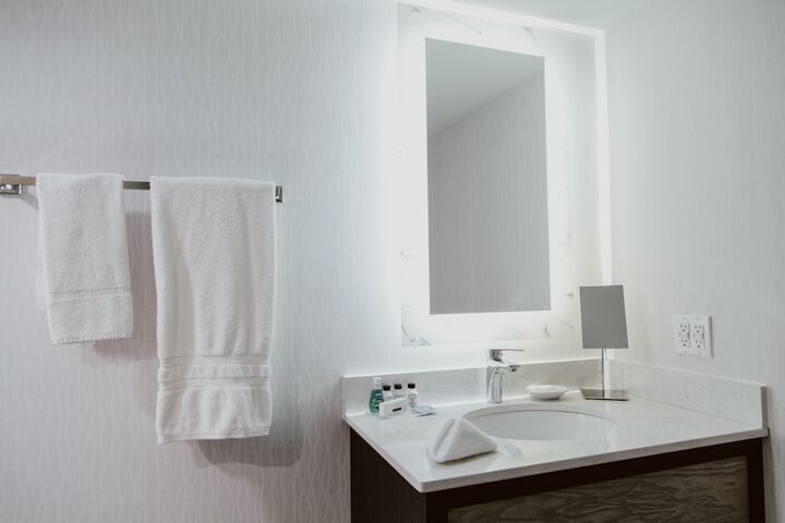 Room 209 of 354