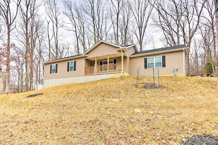 Private Mountain Home Near Shenandoah River!