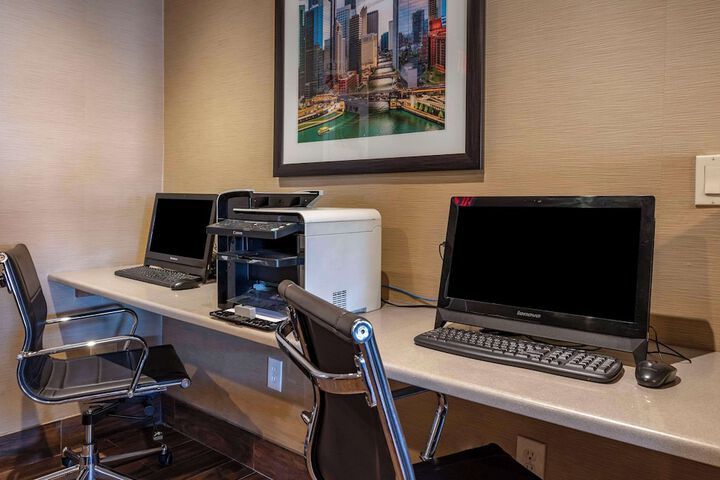 Business Center 29 of 29