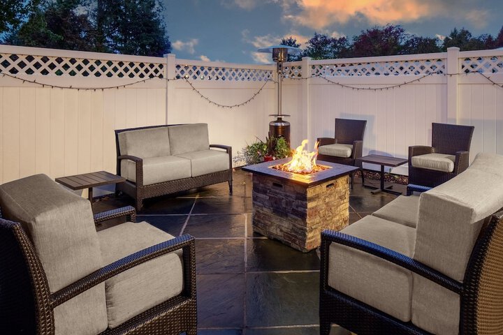 Terrace/Patio 23 of 25