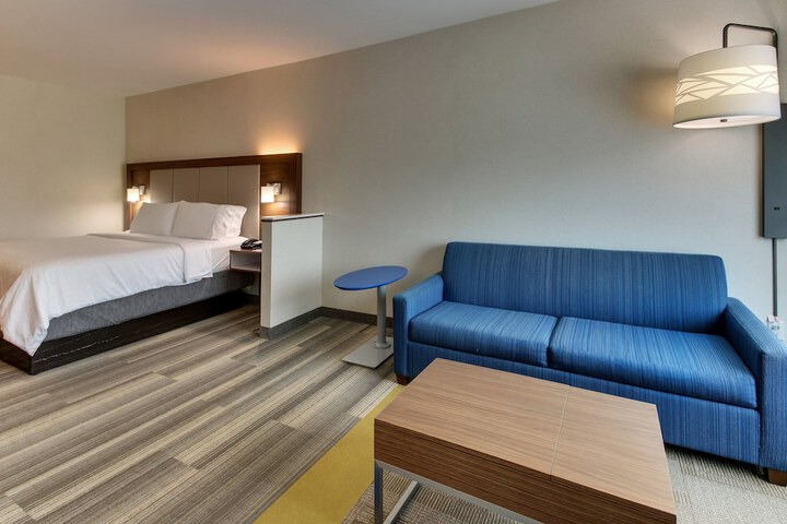 Room 54 of 91