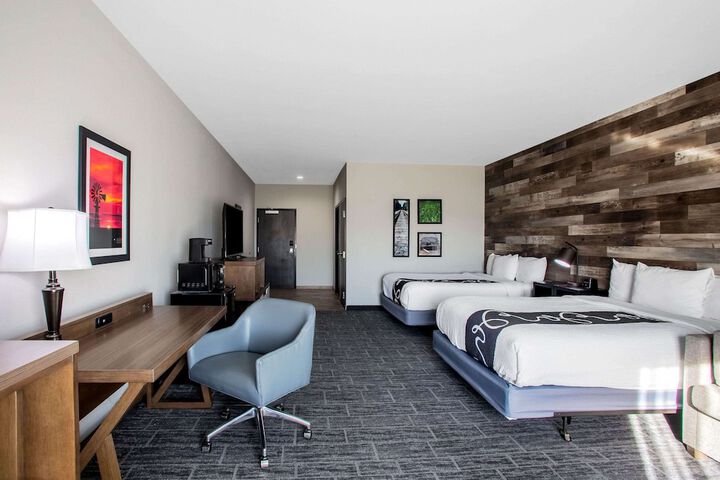 Room 21 of 41