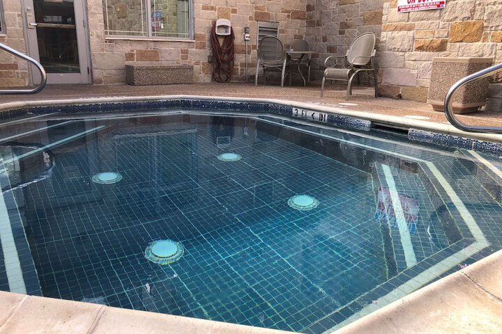 Pool 4 of 51