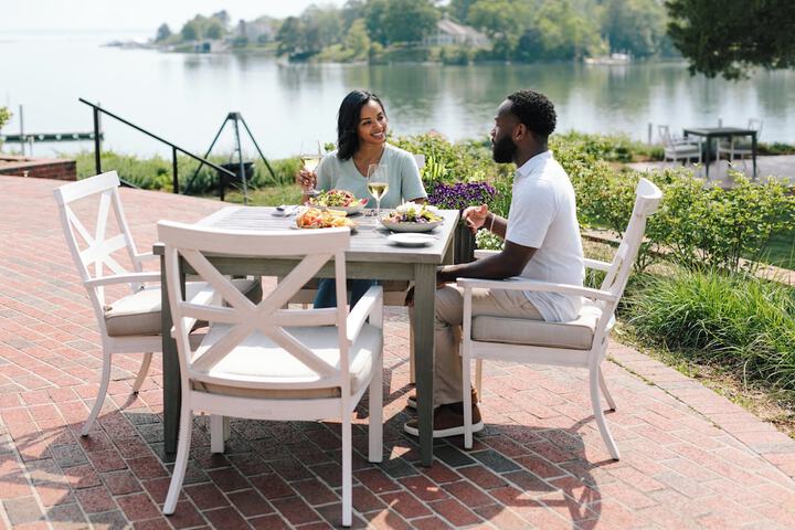 Dining 146 of 217