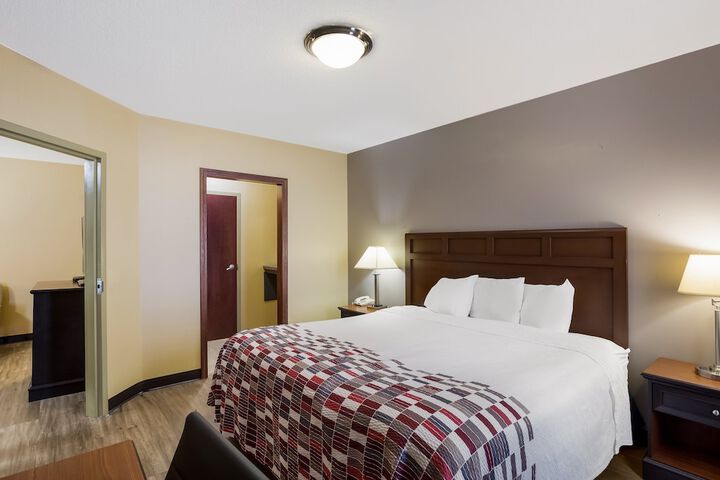 Room 21 of 33