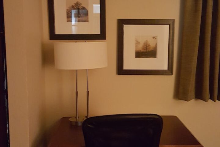 Room 13 of 34