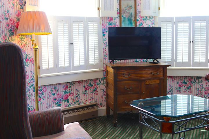 Room 53 of 113