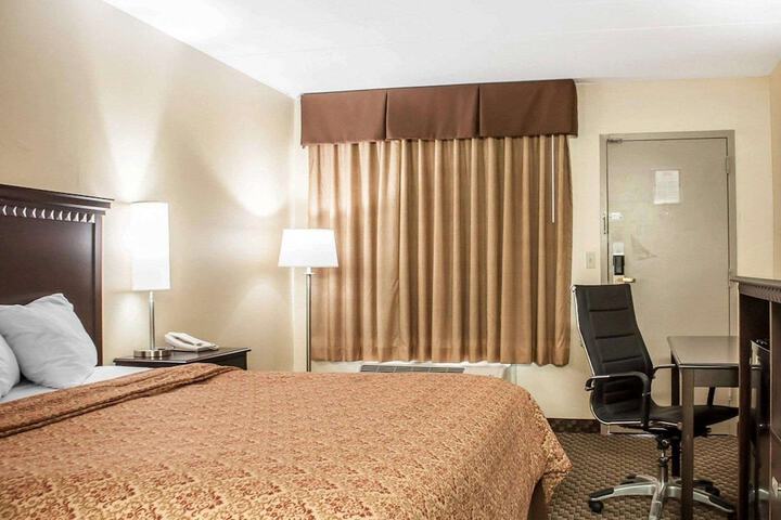 Econo Lodge Elmira-Corning