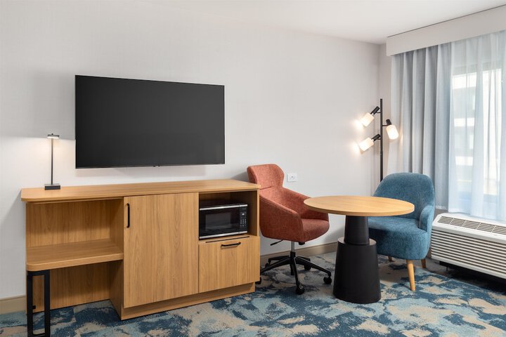 Hampton Inn & Suites by Hilton San Diego SeaWorld Near Old Town