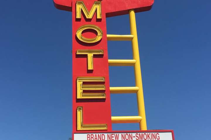 Hotel 4 of 41