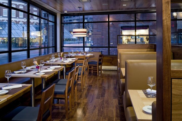 Dining 92 of 131