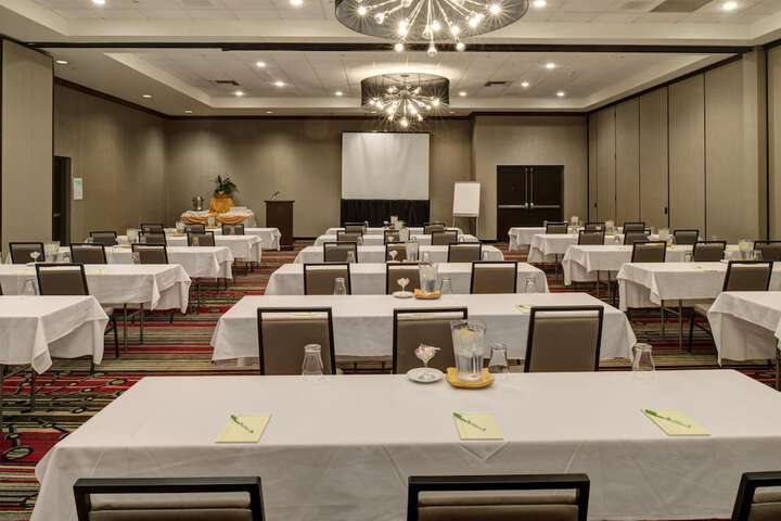 DoubleTree by Hilton Buena Park