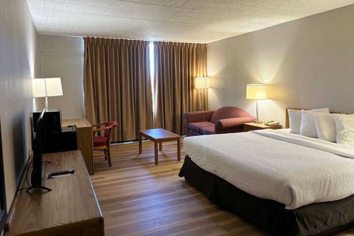 Days Inn by Wyndham Williamsport