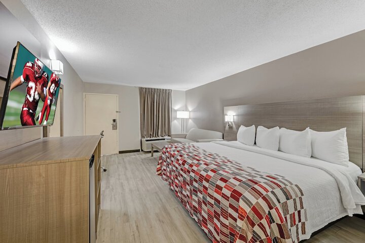 Room 17 of 31