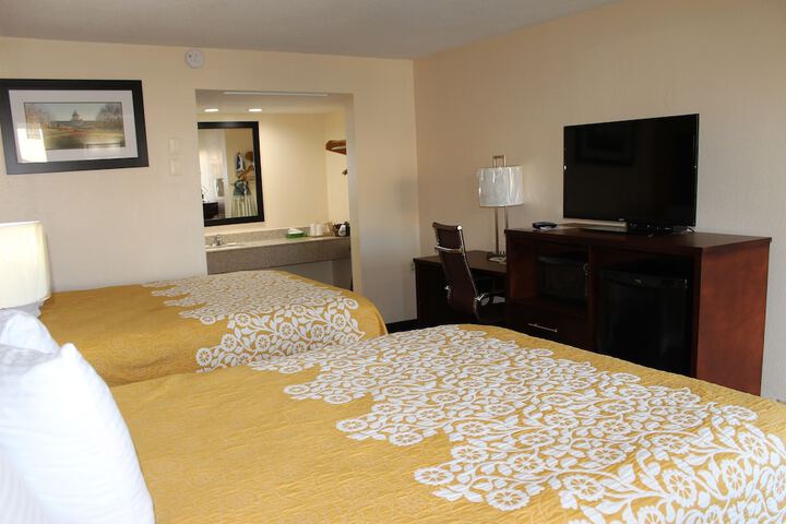 Room 38 of 48