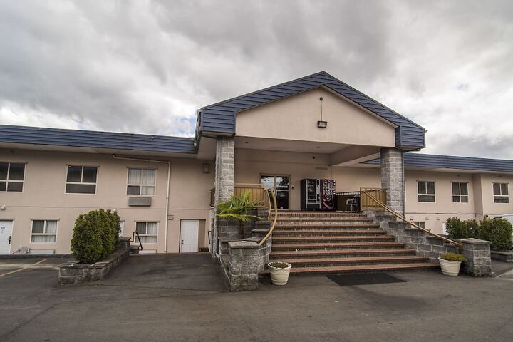 Hotel 2 of 57