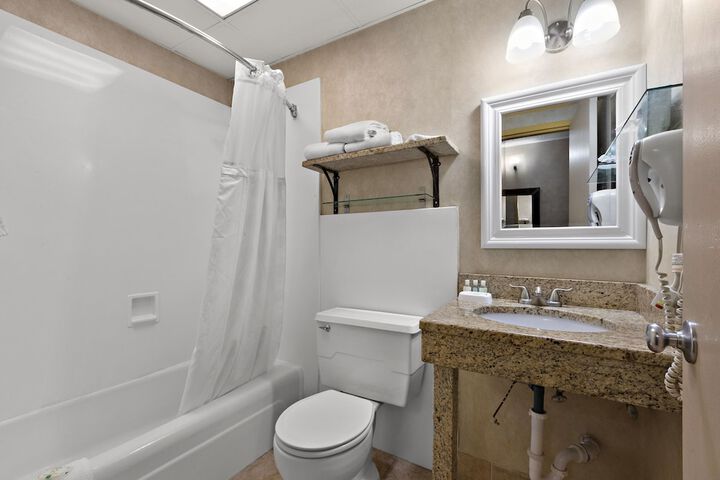 Quality Inn Wayne - Fairfield Area