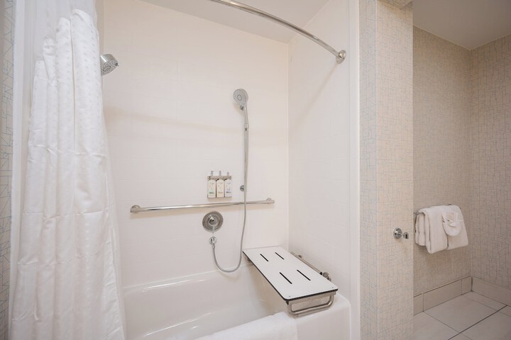 Holiday Inn Express Grover Beach-Pismo Beach Area by IHG