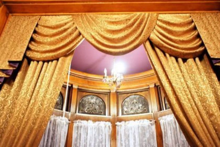 Room 87 of 102
