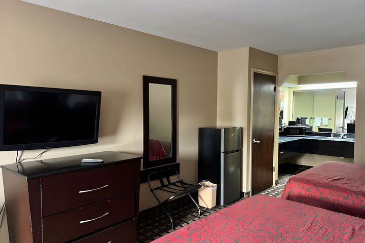 Room 21 of 35
