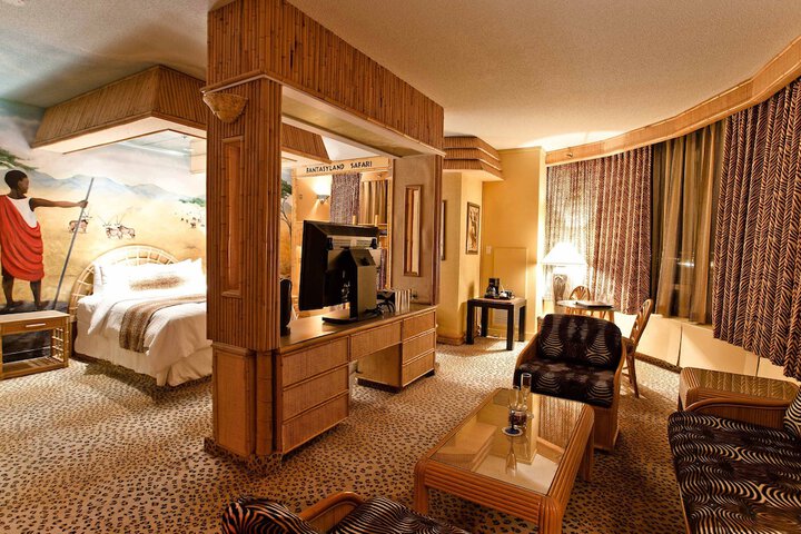 Room 21 of 57