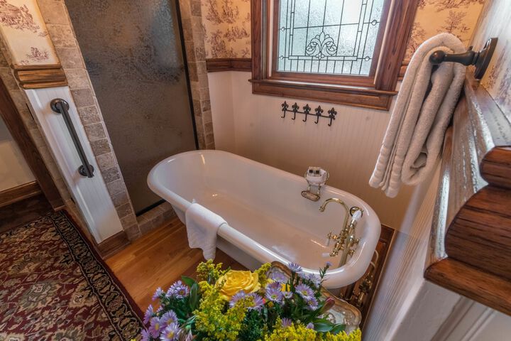 The Victoria B & B
