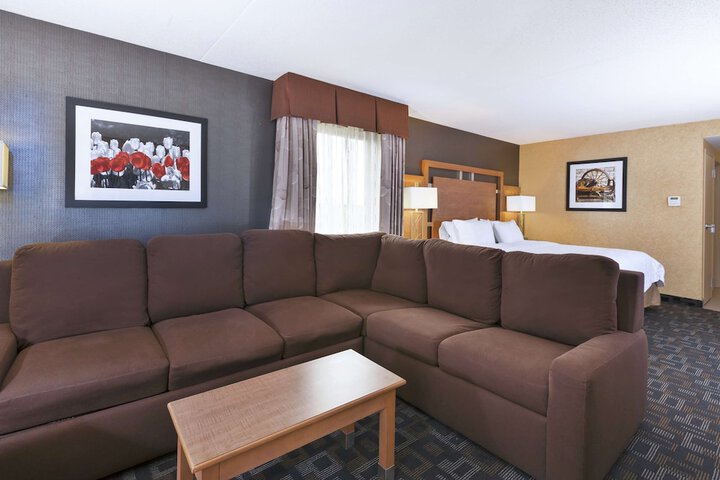 Room 22 of 31