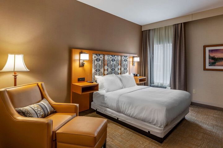 Room 15 of 30