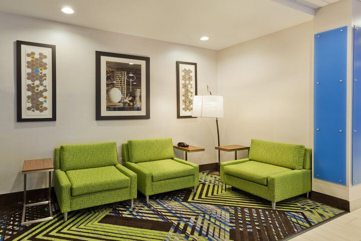 Hotel 5 of 42