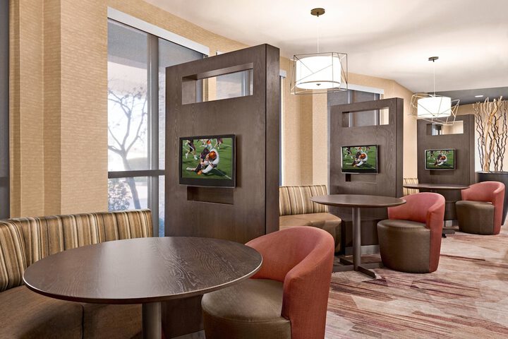 Hotel Interior 11 of 49
