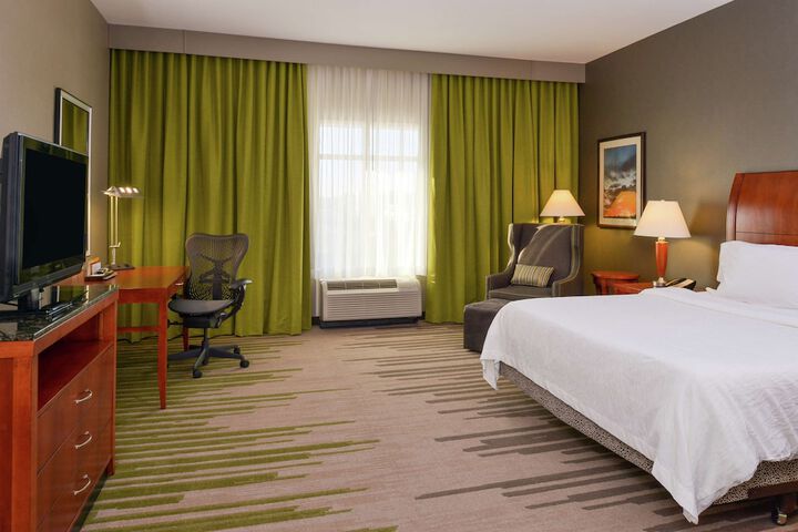 Room 19 of 37