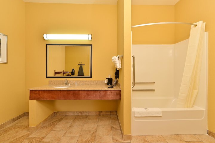 Room 17 of 26