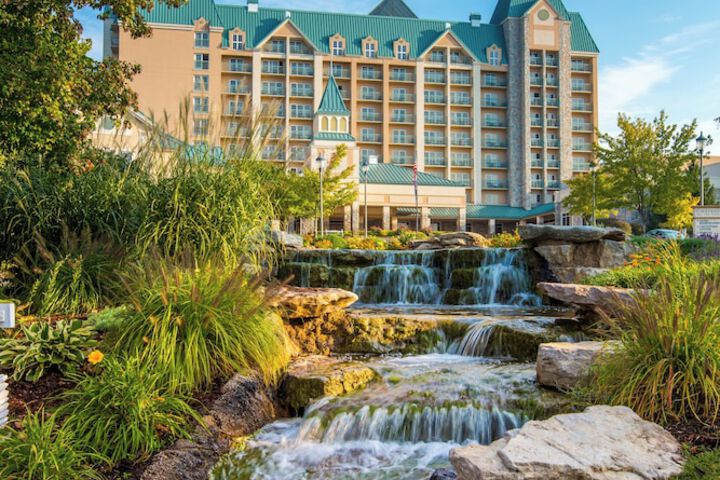 Chateau on the Lake Resort Spa and Convention Center