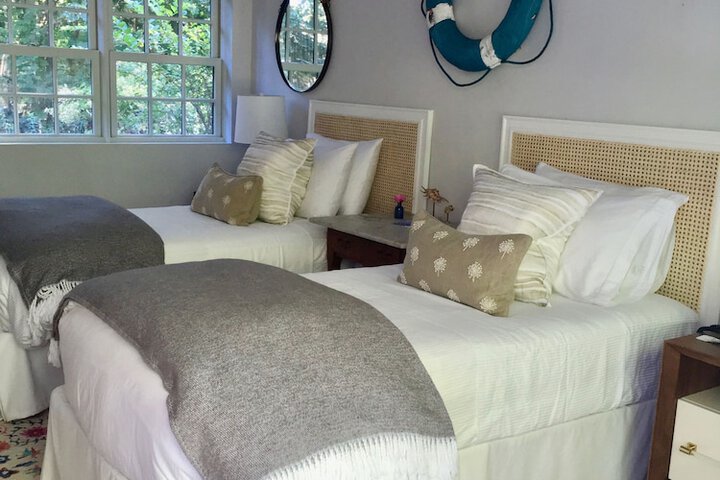 Room 16 of 25